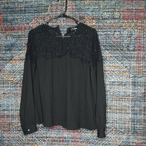 lulus womens solid black lace trim reverse henley lightweight top S EUC